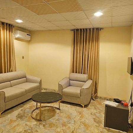 Bmh Hotel & Suites Ibadan Ngoại thất bức ảnh