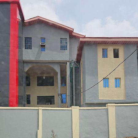 Bmh Hotel & Suites Ibadan Ngoại thất bức ảnh